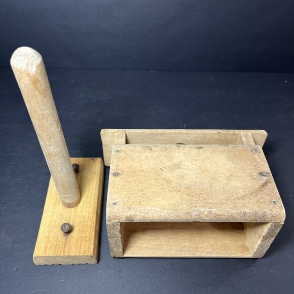 Vtg. Handmade Wood Butter Press Mold Dovetail Joints Rustic Primitive Decor X - Picture 4 of 14